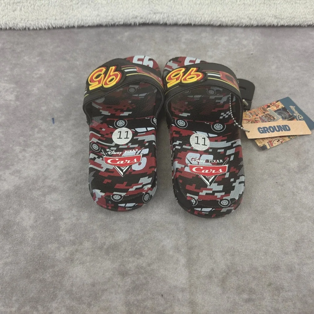 Ground Up Disney Pixar Cars Lightning McQueen Boys Slides Red Black Camo Size 11
